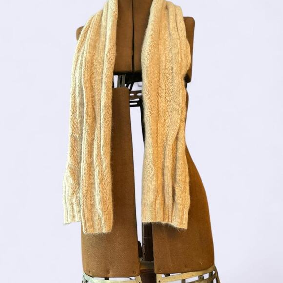 Banana Republic Accessories - Vintage Banana Republic wool and angora blend cable knit scarf OSFA